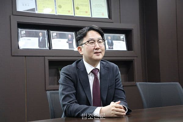 강천규-대표변호사-기사-썸네일